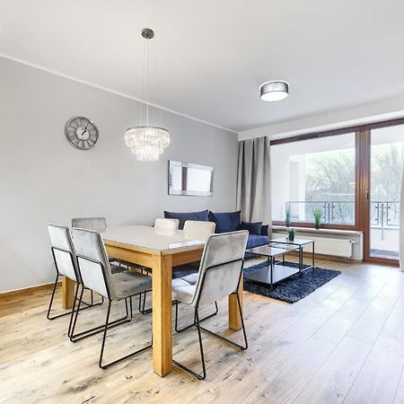 Exclusive Szczecin Apartment - 2 Seperate Bedroom 5 Star Apartment ***** Bagian luar foto