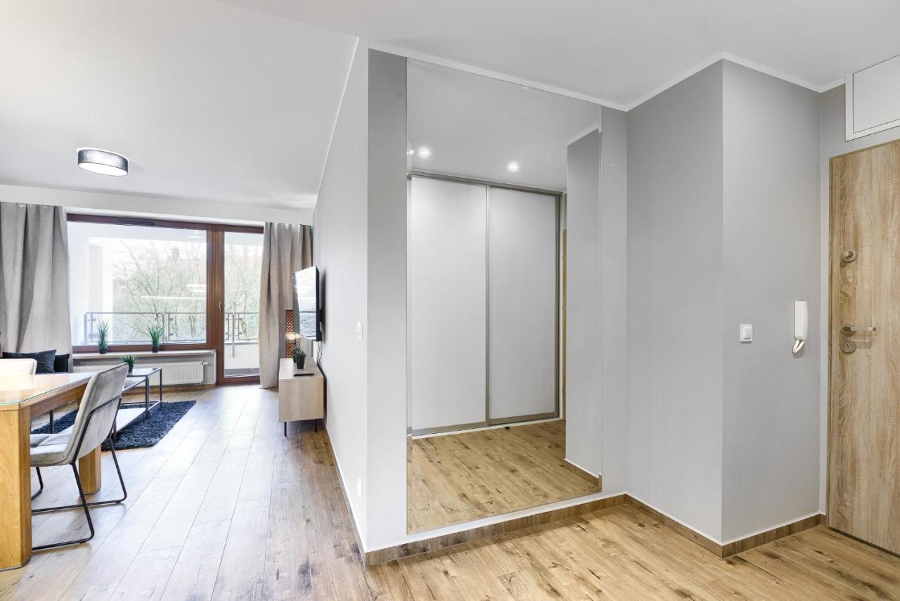 Exclusive Szczecin Apartment - 2 Seperate Bedroom 5 Star Apartment ***** Bagian luar foto